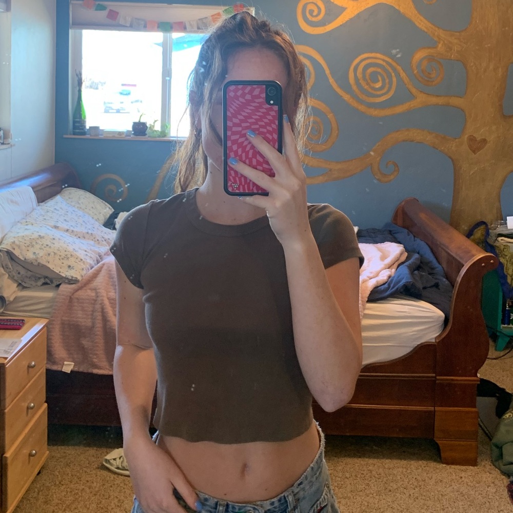 Brandy Melville John Galt Plain Brown Tshirt🤎